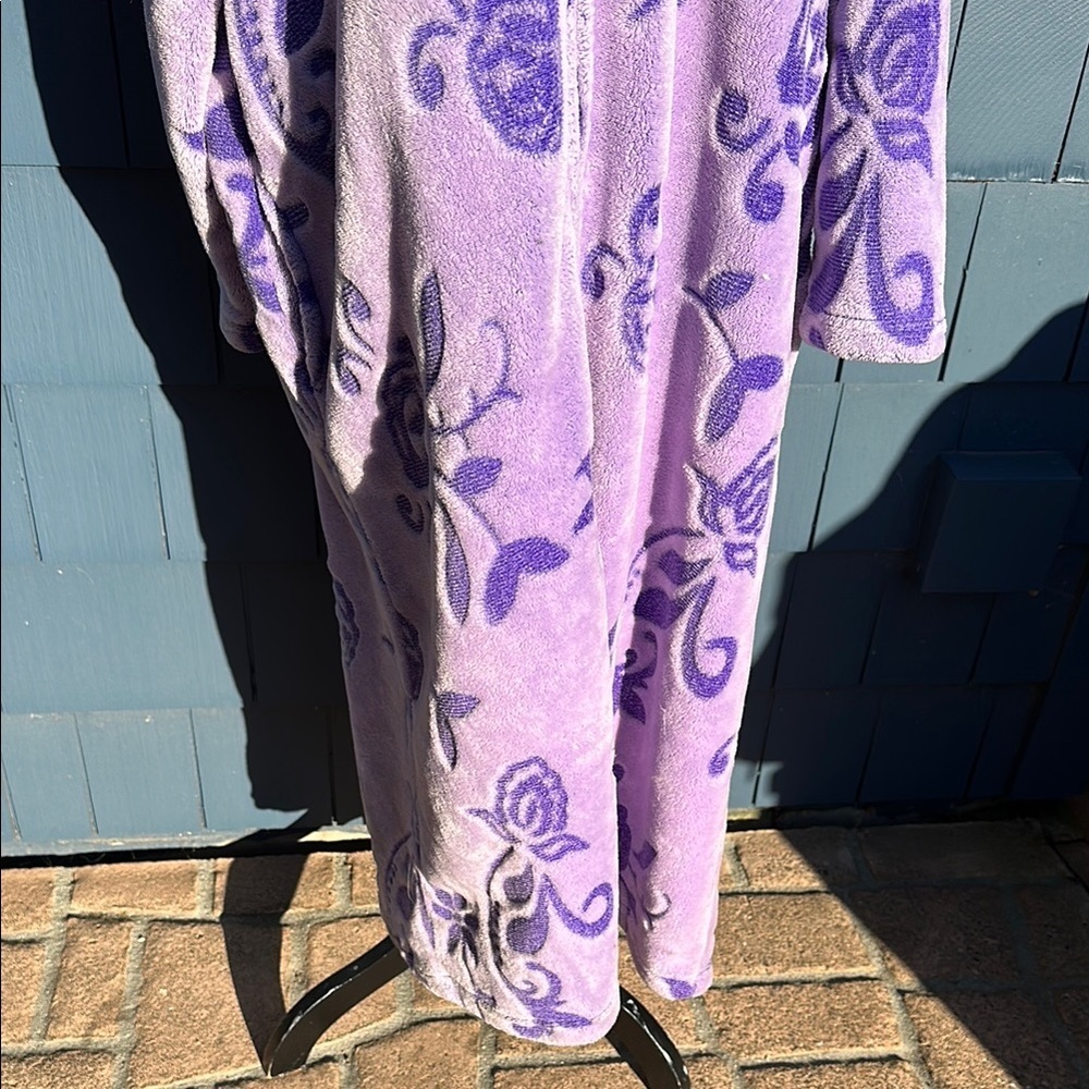 Just Love Purple Floral Robe 1X purple zip front - Picture 3 of 11